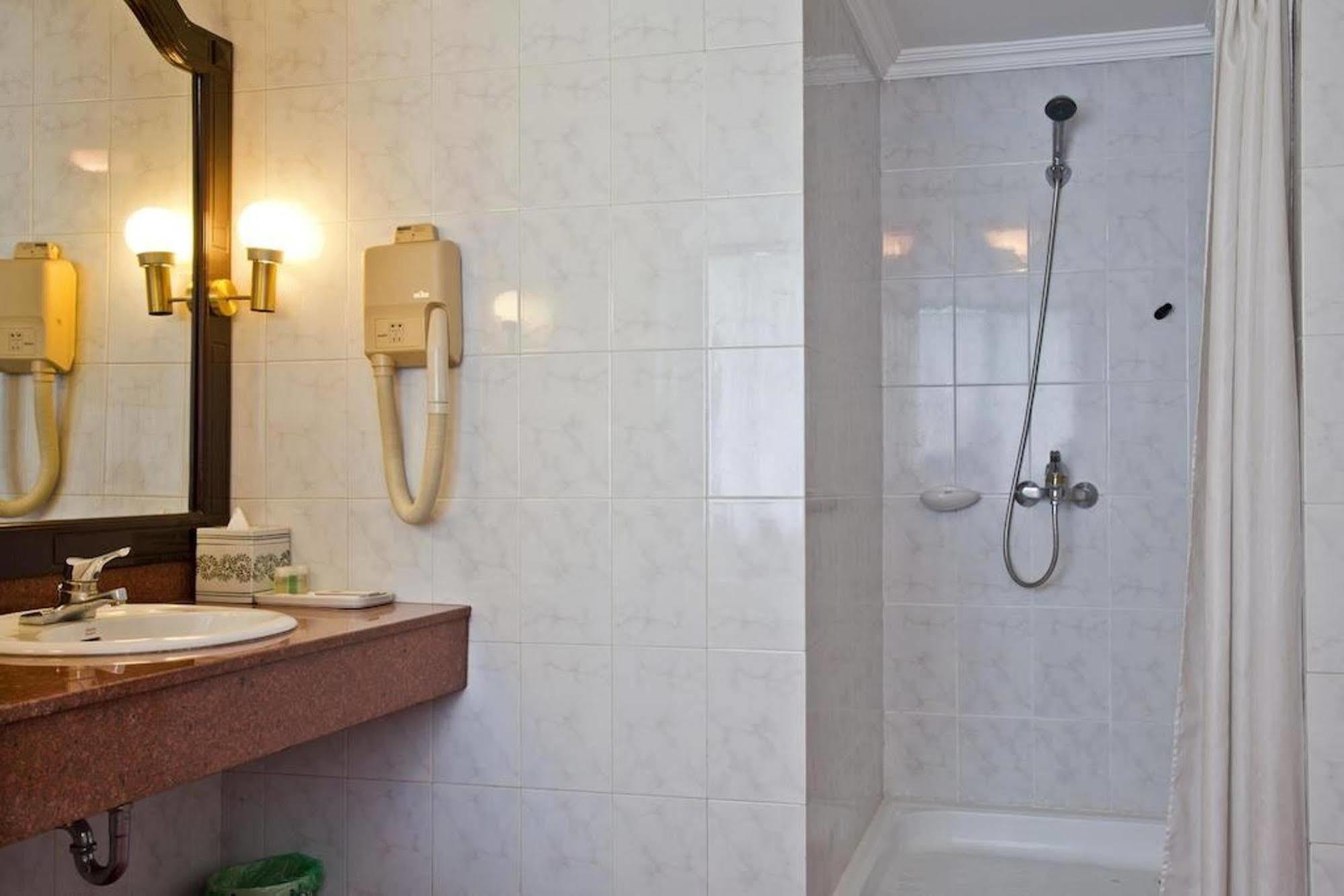 Green Park Hotel هانوي المظهر الخارجي الصورة