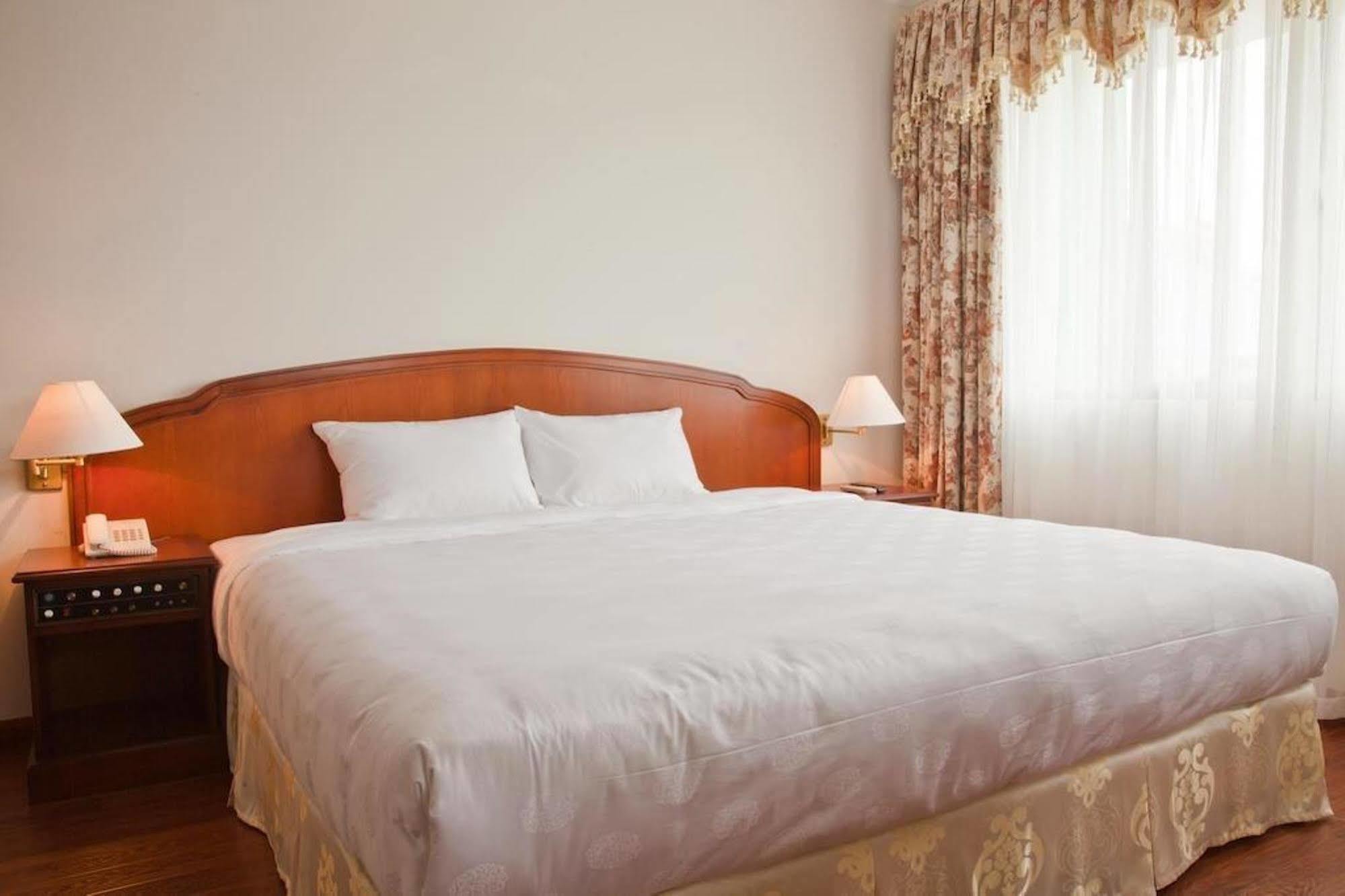 Green Park Hotel هانوي المظهر الخارجي الصورة